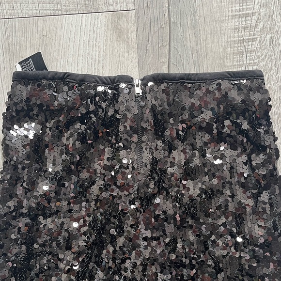 💕ATMOSPHERE SEQUIN PANTS💕 - Picture 2 of 3